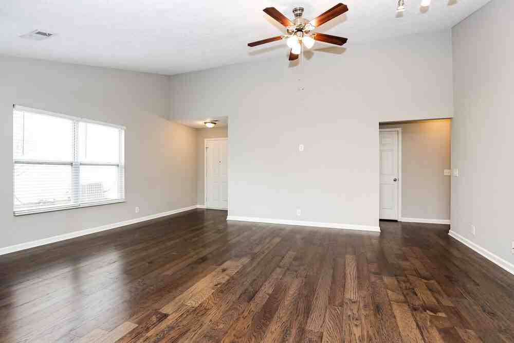 1845 Brookmeadow Ln - Photo 5 of 16