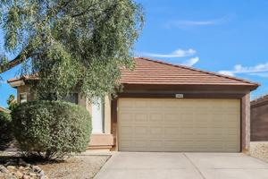 featured image of 10906 W Cambridge Ave