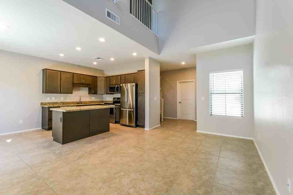 18777 N 43rd Ave #40 - Photo 5 of 18