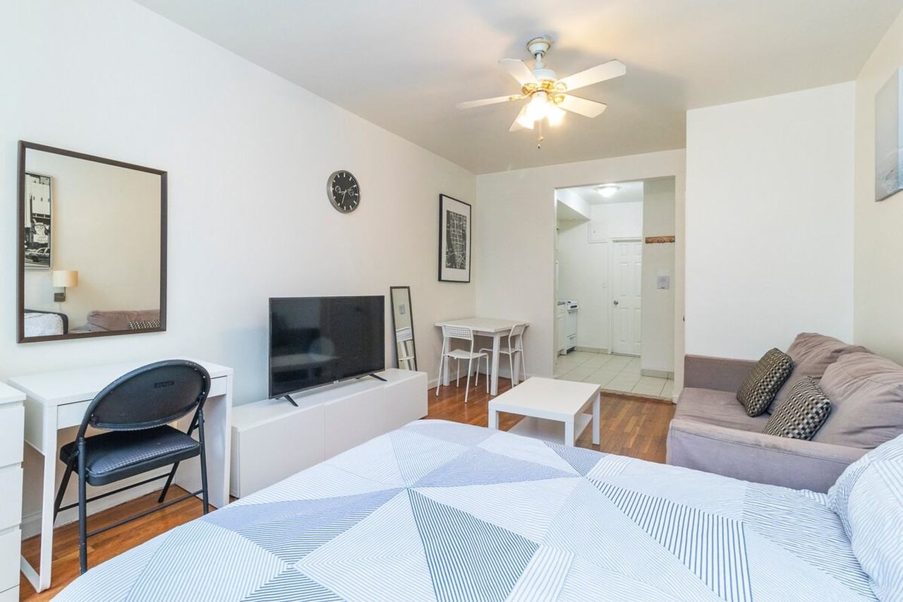 1566 2nd Ave #1032070P - Photo 2 of 20