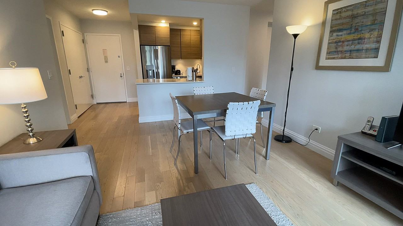 227 W 48th St #1334307P - Photo 5 of 12