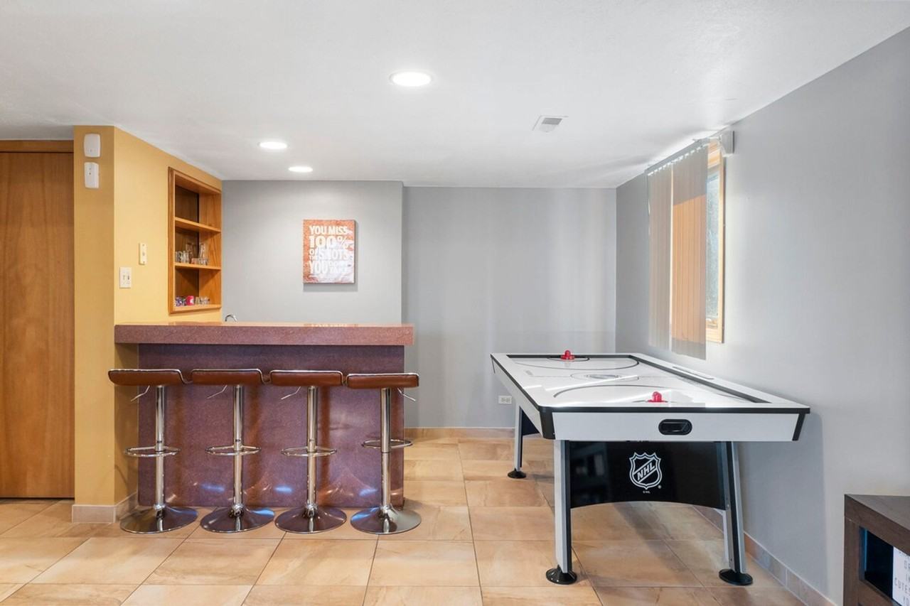 4920 Lake Ct #1285035P - Photo 5 of 28