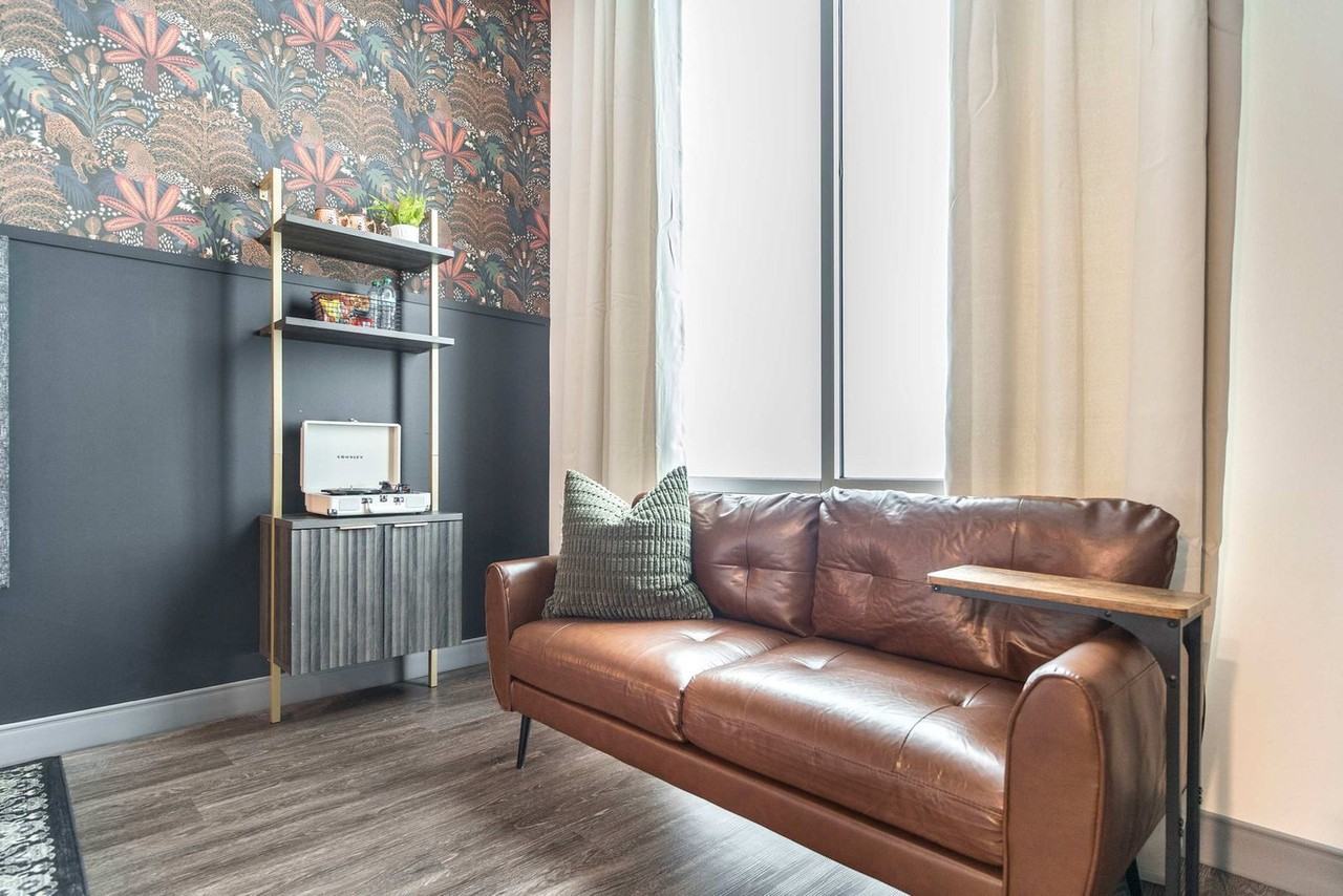 520 Martin Luther King Junior Boulevard - Photo 3 of 71