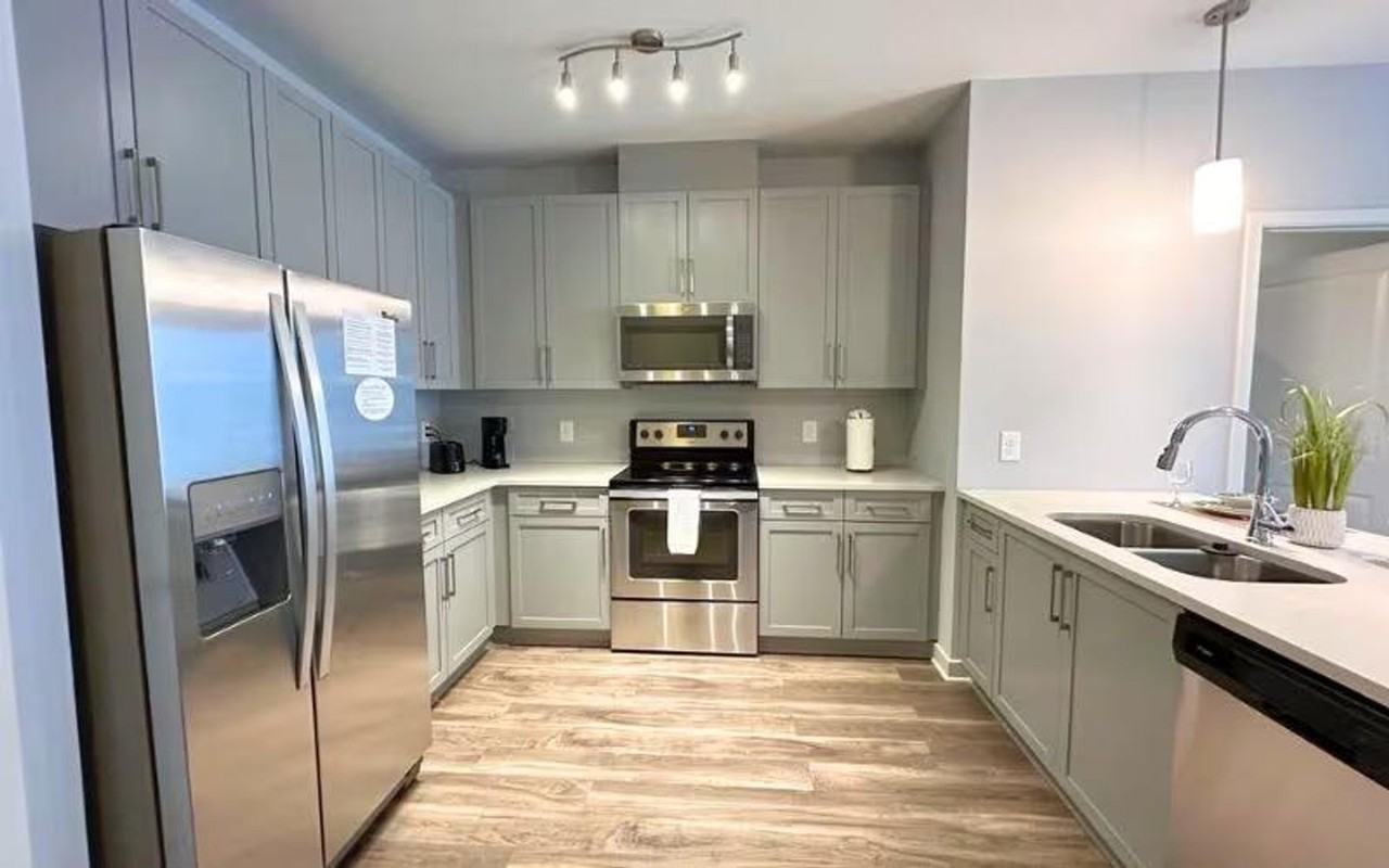 220 Sandy Springs Cir #1359736P - Photo 4 of 12