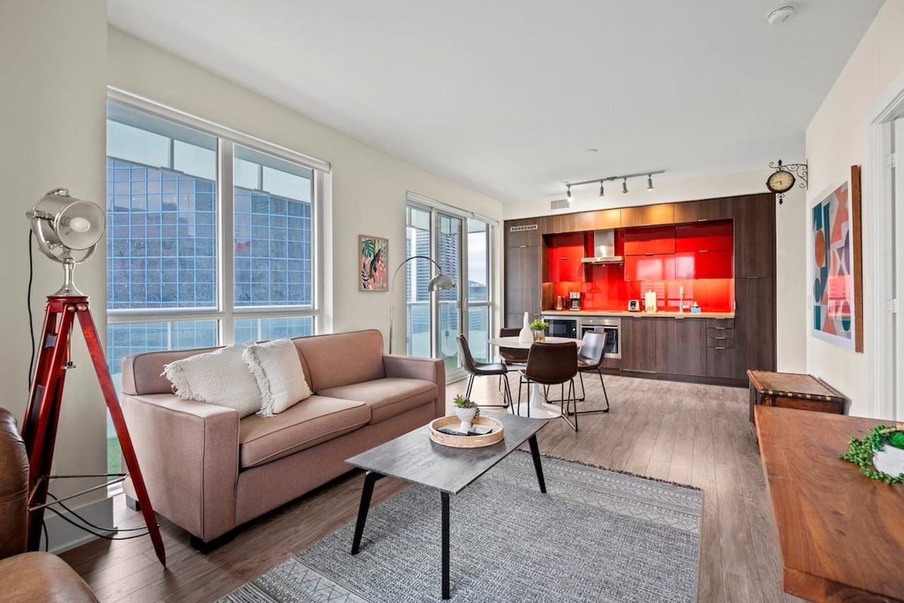 277 Front St W #1376721P - Photo 6 of 19