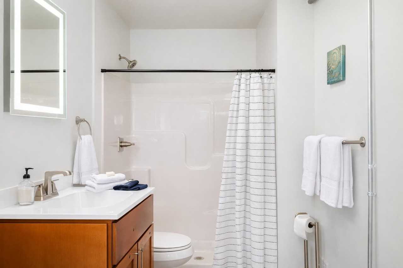 219 S Badger Ave #1387452P - Photo 6 of 11