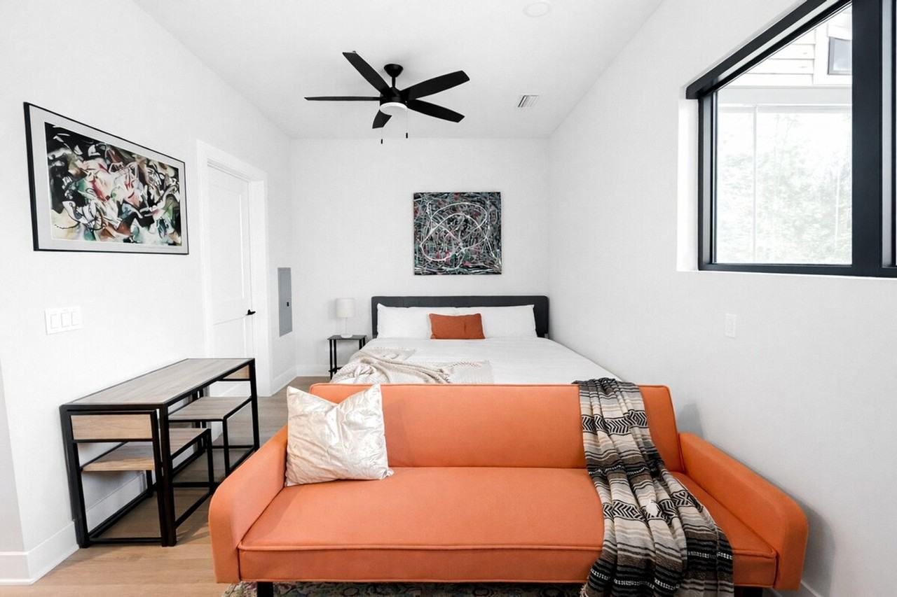 4619 Douglas St #1464878P - Photo 7 of 14