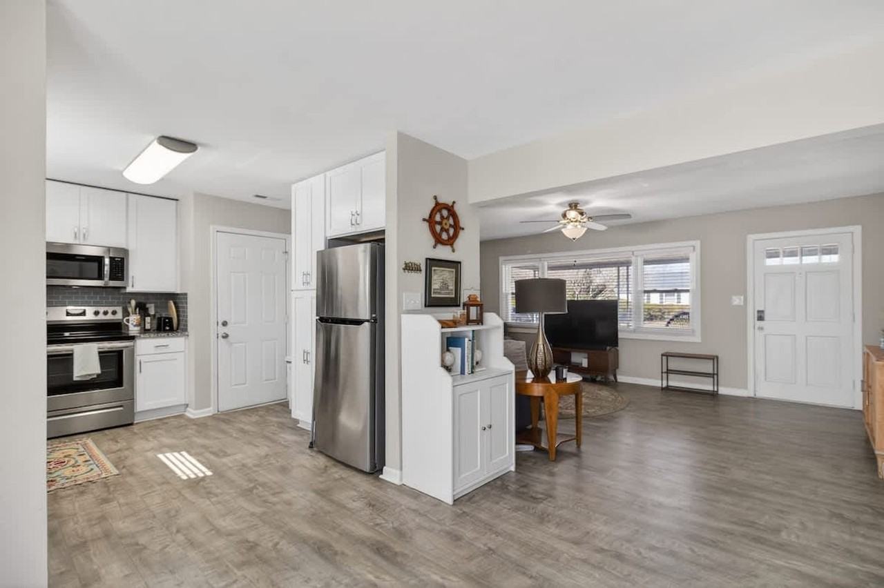 1859 Branchwood St #1492775P - Photo 3 of 32
