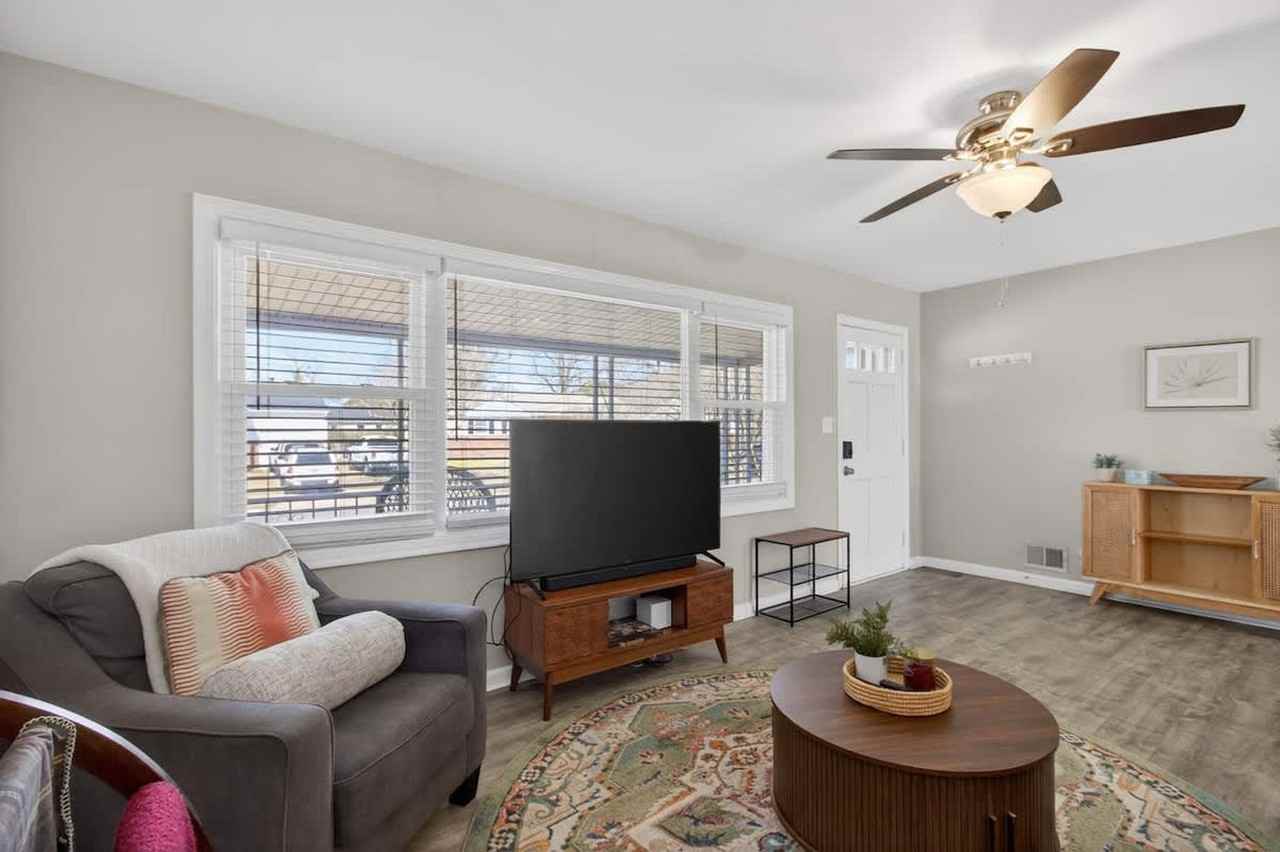 1859 Branchwood St #1492775P - Photo 5 of 32