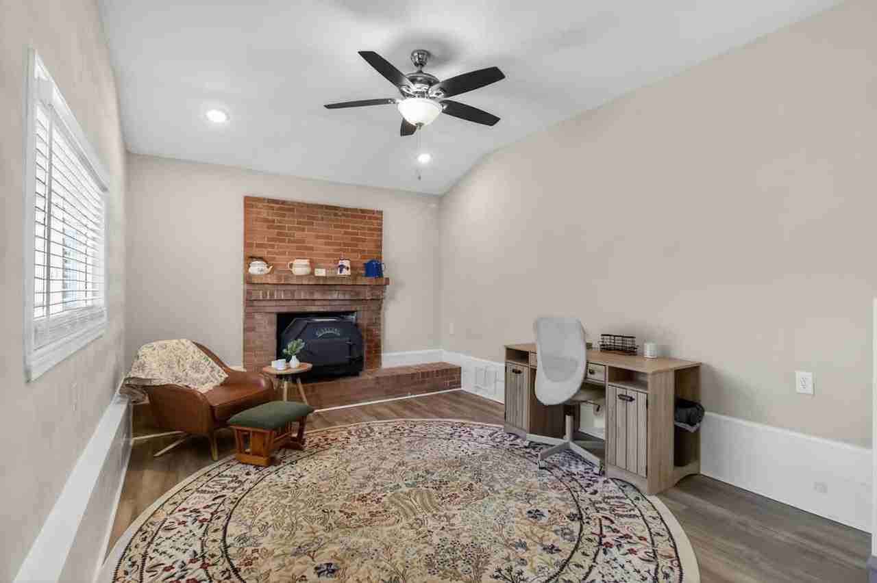 1859 Branchwood St #1492775P - Photo 6 of 32