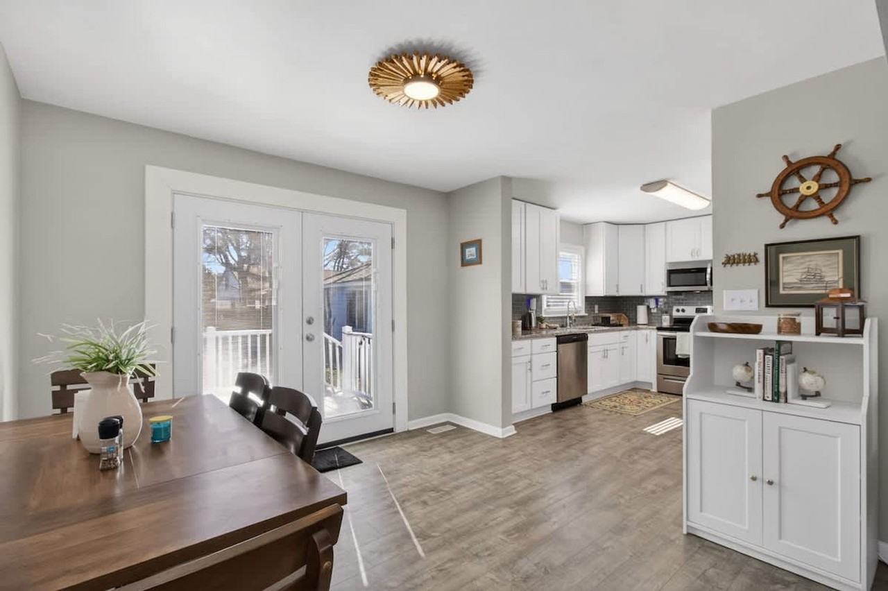 1859 Branchwood St #1492775P - Photo 7 of 32