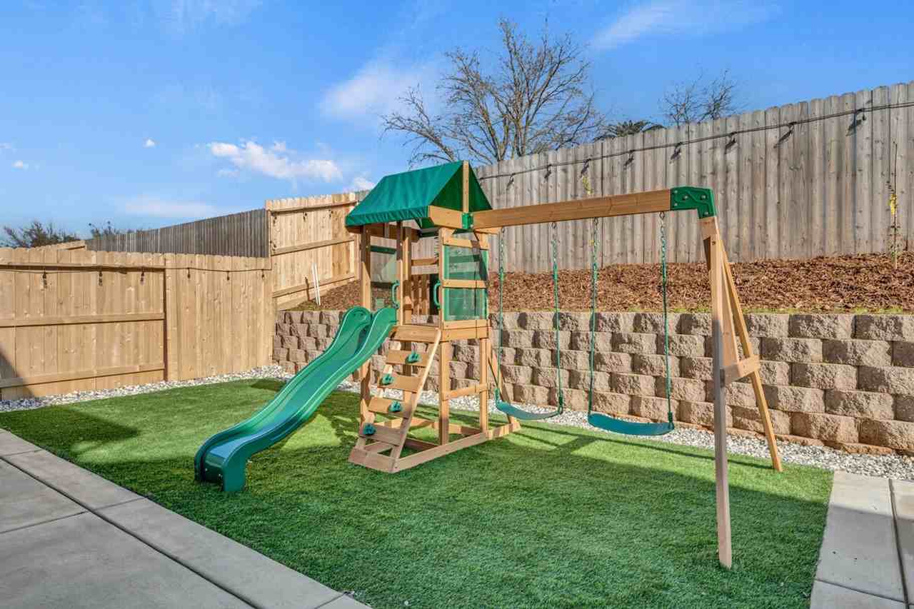 10035 Fletching Way #1473523P - Photo 5 of 30