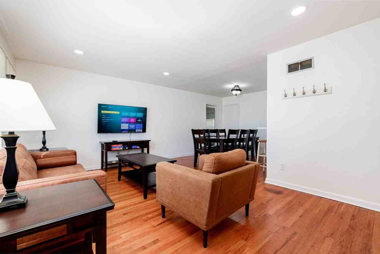 660 Graham Rd #1472888P - Photo 2 of 25