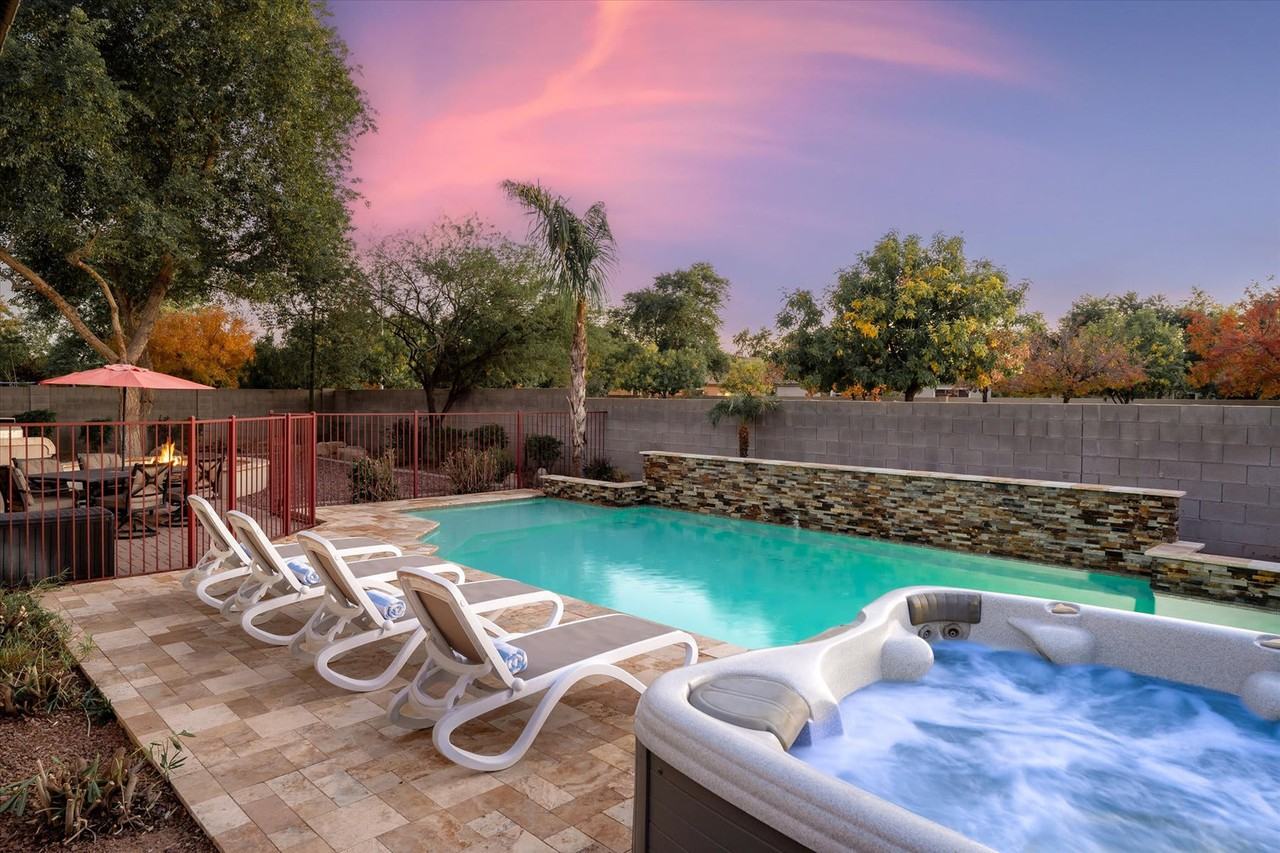 8429 W Northview Ave #1023380P - Photo 2 of 40