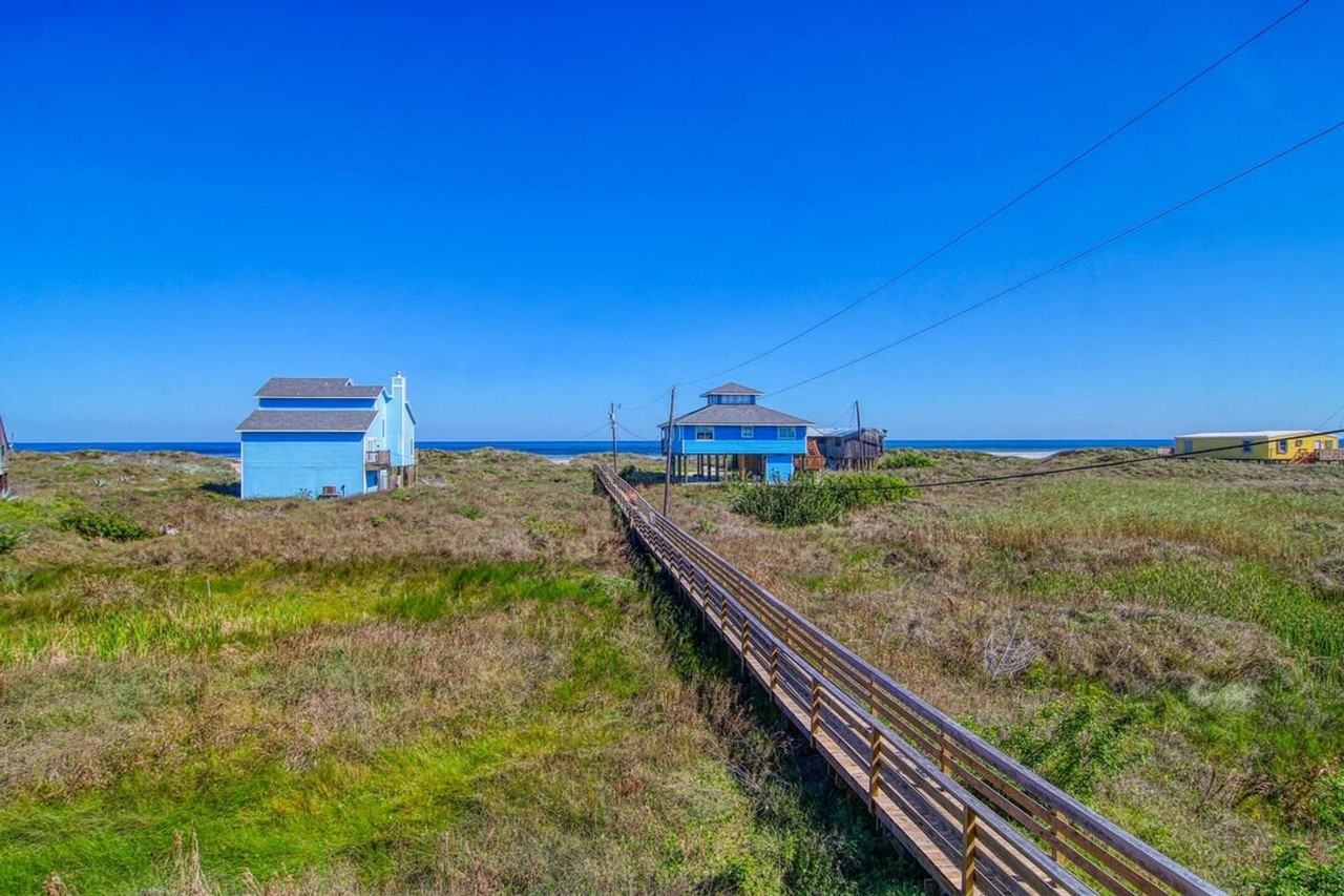 9 La Playa #1023242P - Photo 4 of 36