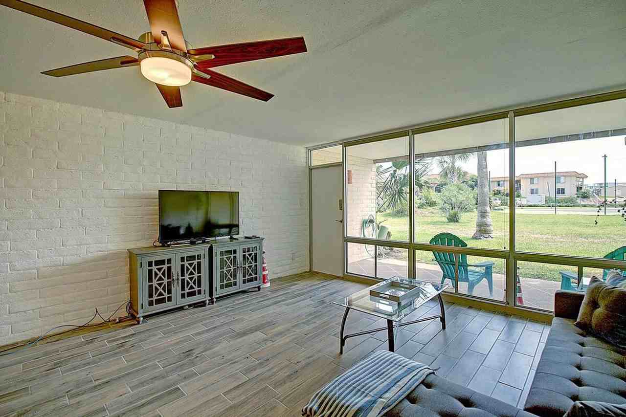 1322 S 11th St #1023170P - Photo 2 of 14