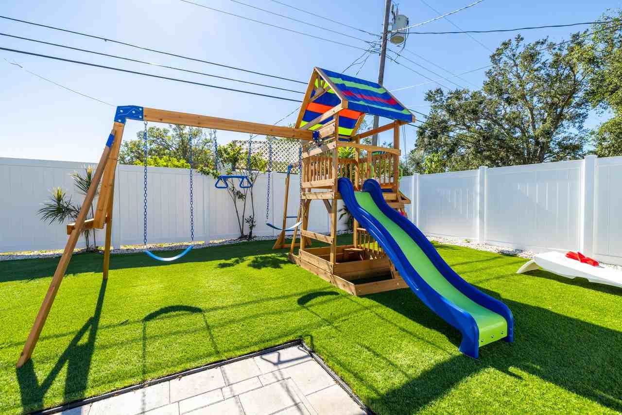 13464 Twig Ter #1023145P - Photo 4 of 37