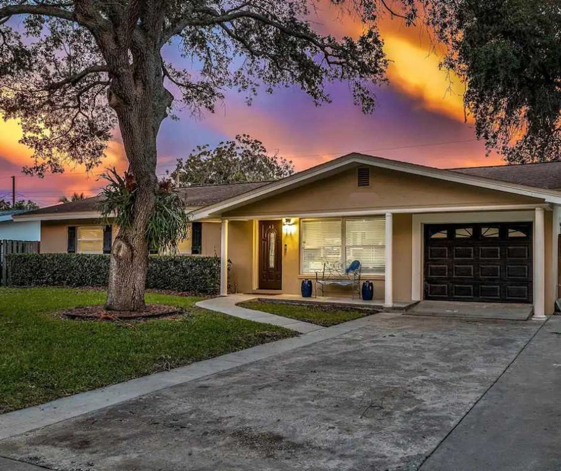 13464 Twig Ter #1023145P - Photo 6 of 37