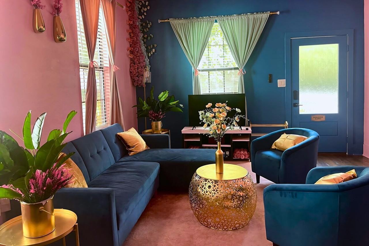 2705 E 3rd St #1492681P - Photo 7 of 31