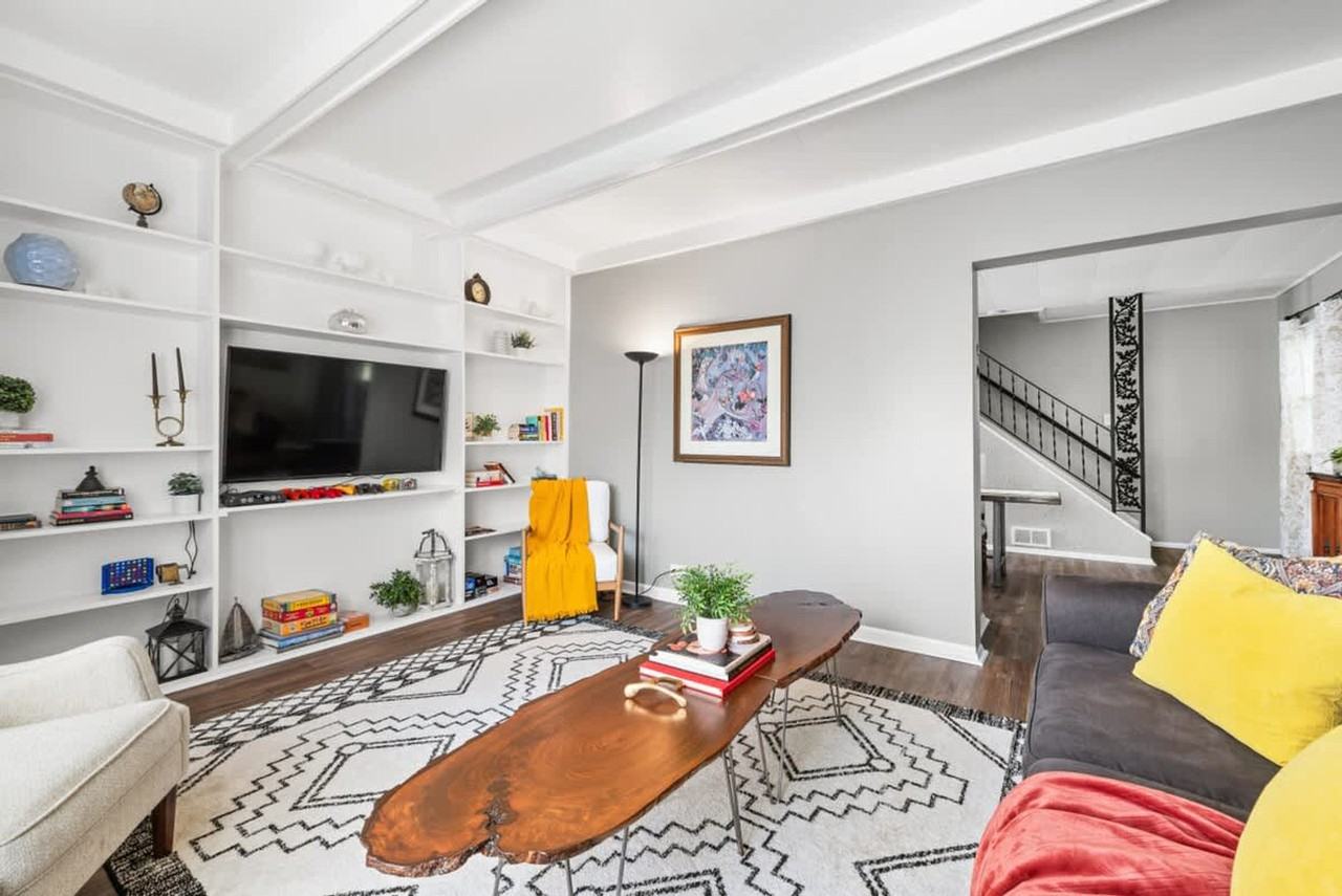 16806 Pilgrim Ave #1496036P - Photo 4 of 50