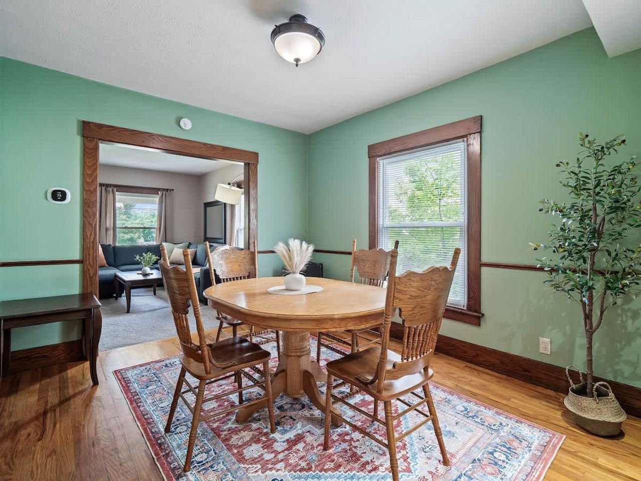 679 Washington St #1496068P - Photo 5 of 29