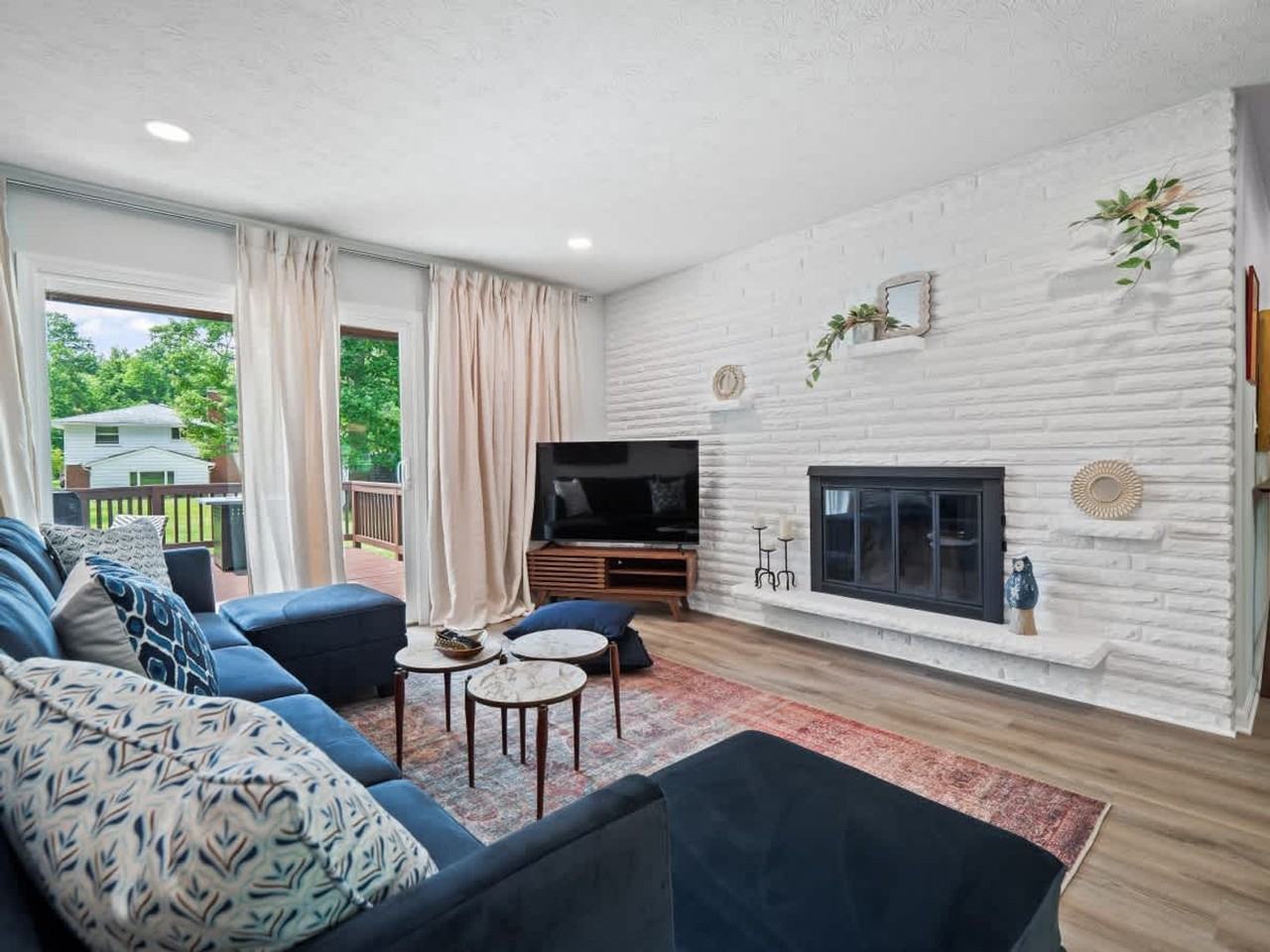 8040 Strongsville Blvd #1496063P - Photo 6 of 50