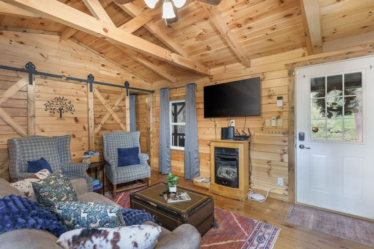 14995 Pleasant Valley Rd #1496077P - Photo 4 of 17