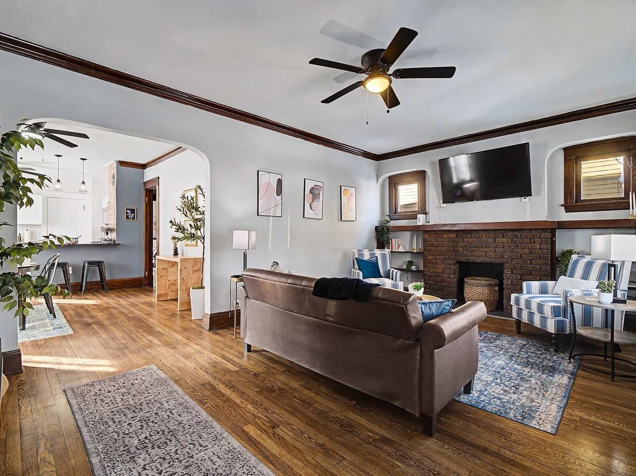 10619 Bernard Ave #1496050P - Photo 3 of 34