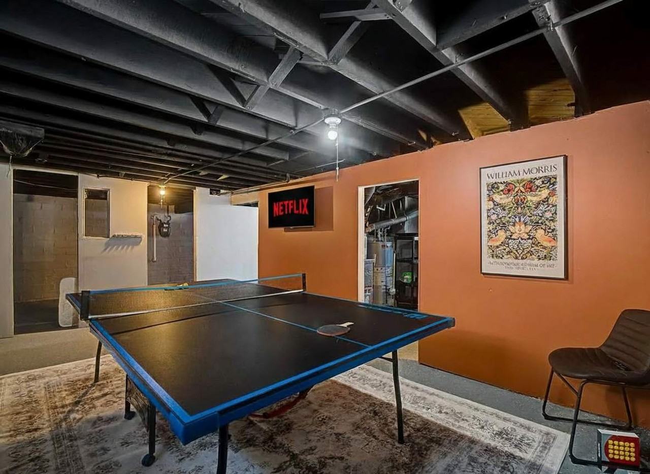 2010 Chesterland Ave #1496099P - Photo 2 of 50