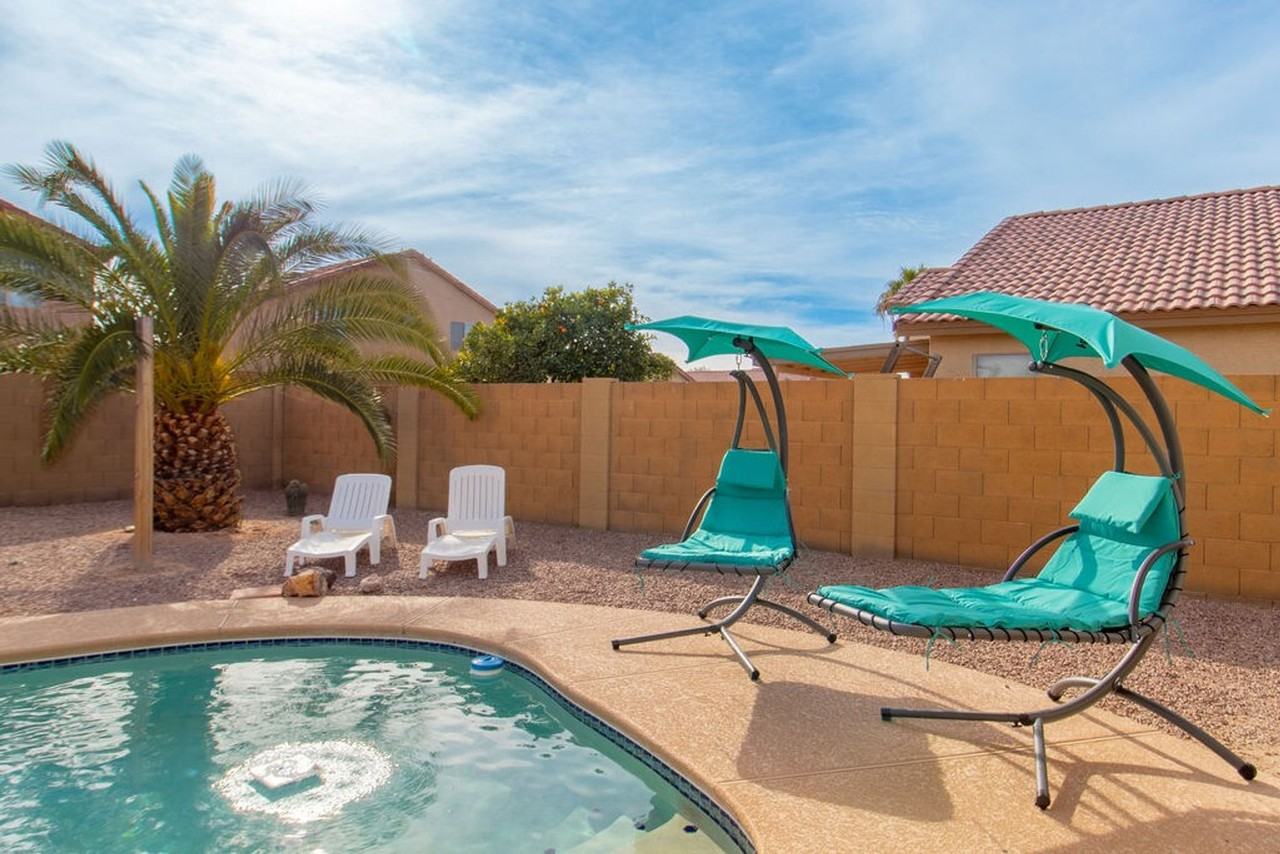 1387 E 10th Pl #1495038P - Photo 5 of 50