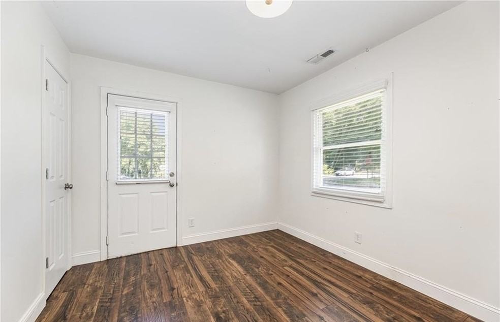 1896 Deborah Ln - Photo 3 of 12