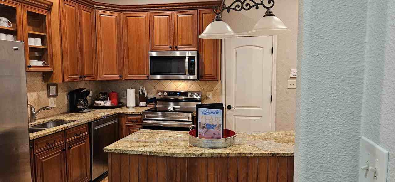 14334 Cruiser St #202 - Photo 5 of 17