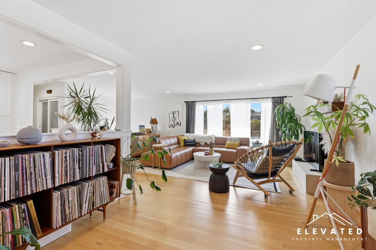 3 Arlene Ct #1 - Photo 5 of 23