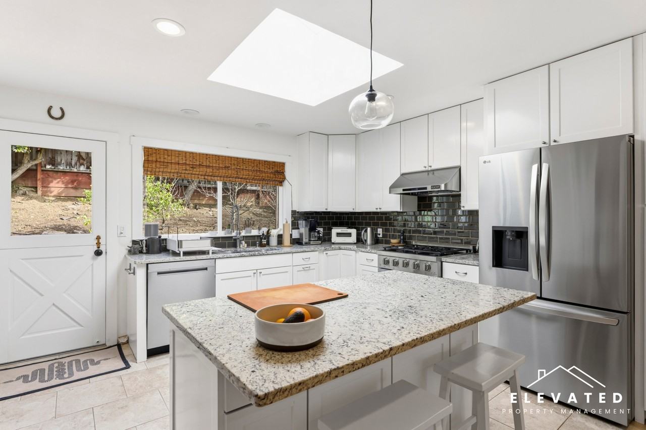 3 Arlene Ct #1 - Photo 7 of 23