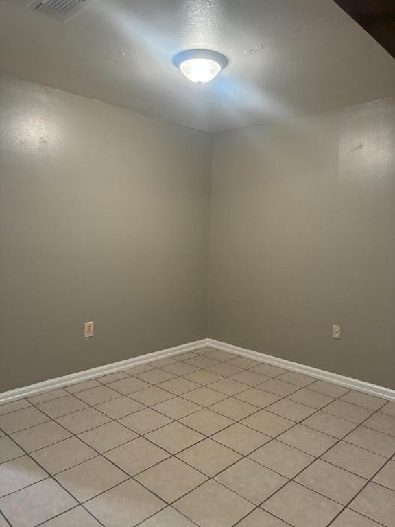 1655 Port Dr #3 - Photo 5 of 19