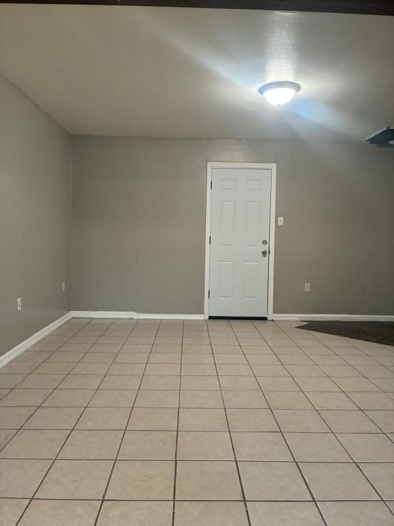 1655 Port Dr #3 - Photo 6 of 19