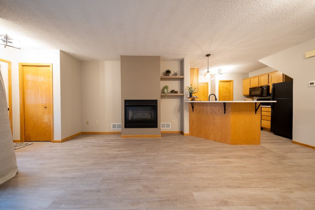 4148 Durham Ct #1 - Photo 3 of 17