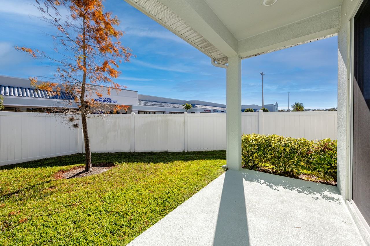 1527 Caldera Court - Photo 2 of 5