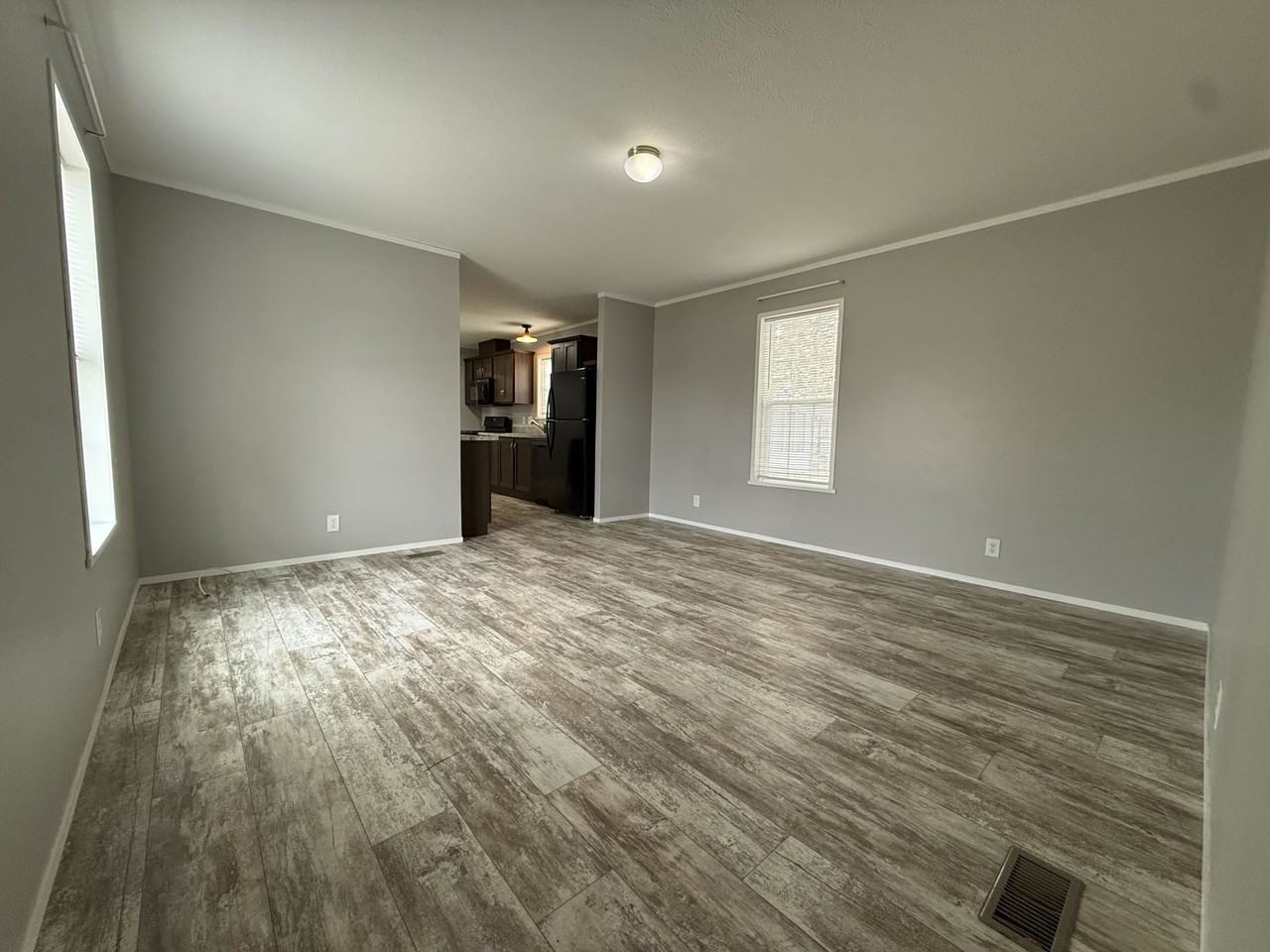 11827 Cascade Cir #4 - Photo 2 of 29