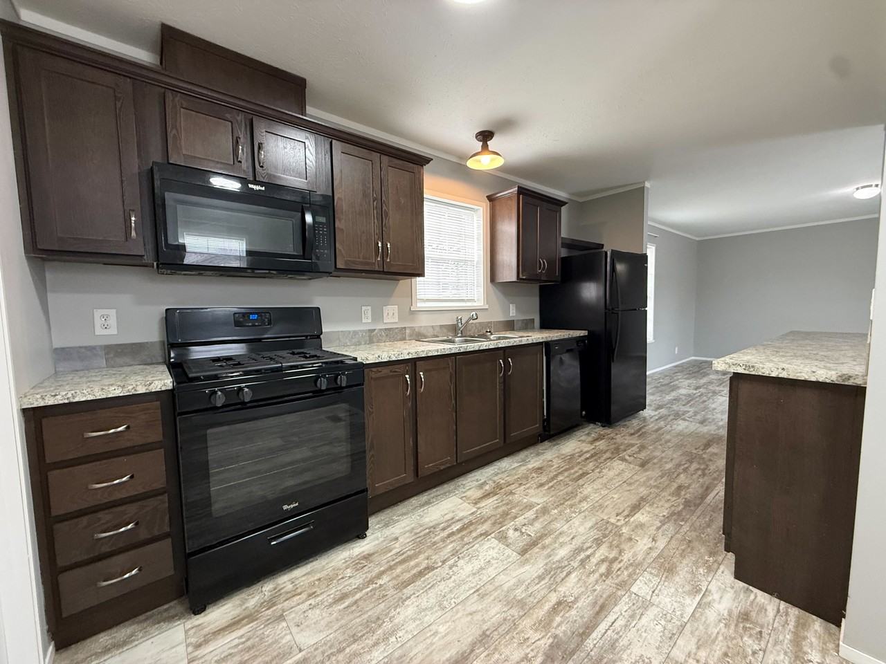 11827 Cascade Cir #4 - Photo 6 of 29