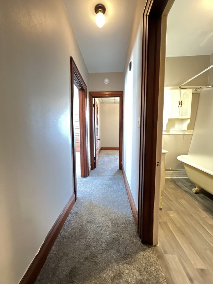 1262 University Ave #3 - Photo 6 of 9