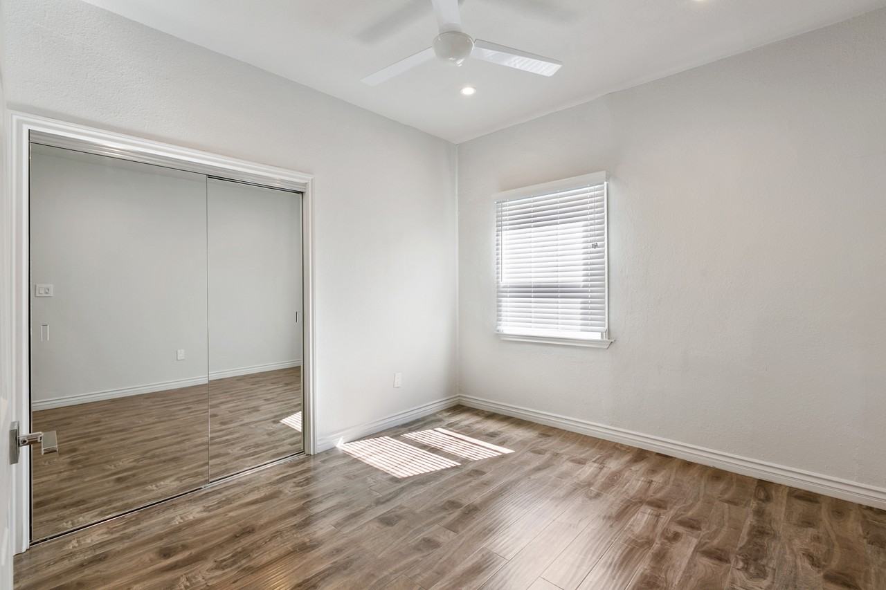 5135 Marathon Street #9 - Photo 6 of 7