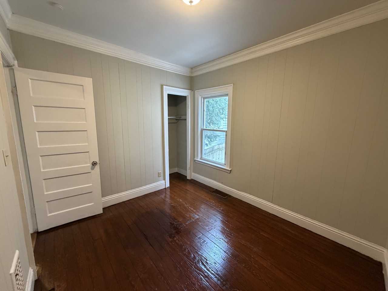 929 Lafayette Ave #1 - Photo 5 of 11