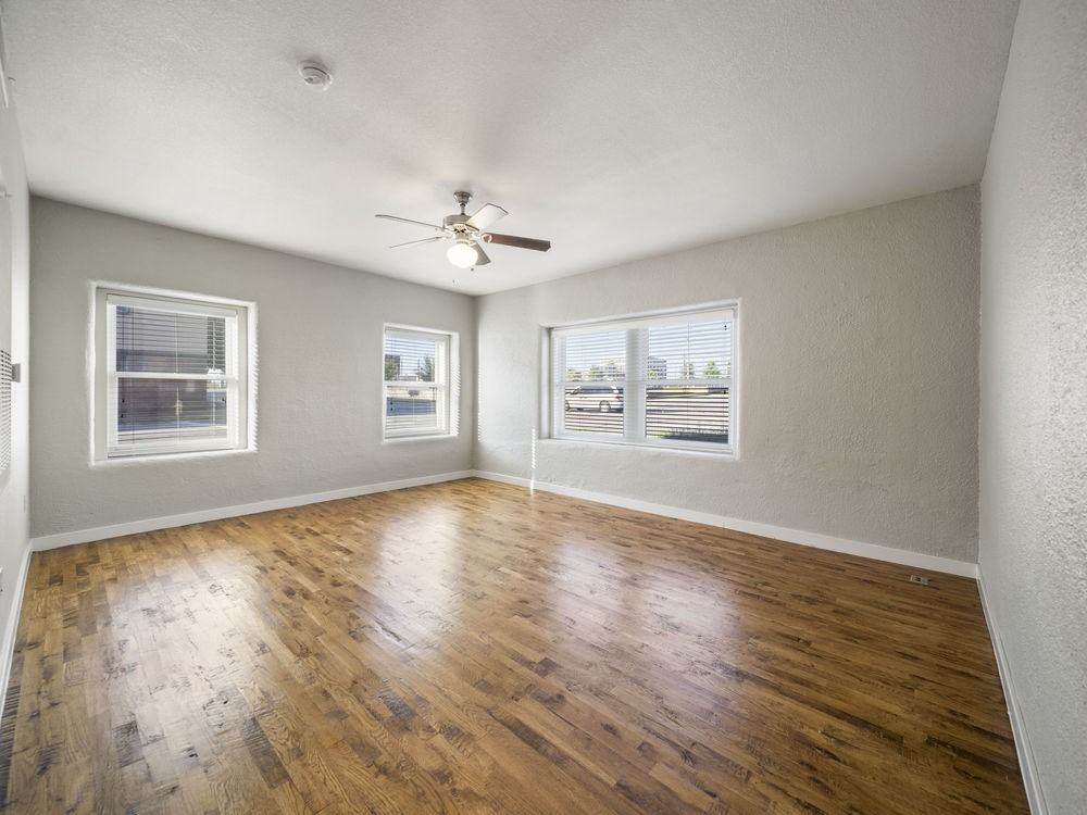 625 S Elgin Ave #203 - Photo 6 of 12