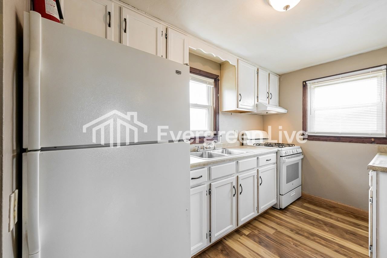 712 Lynda Ln - Photo 7 of 15