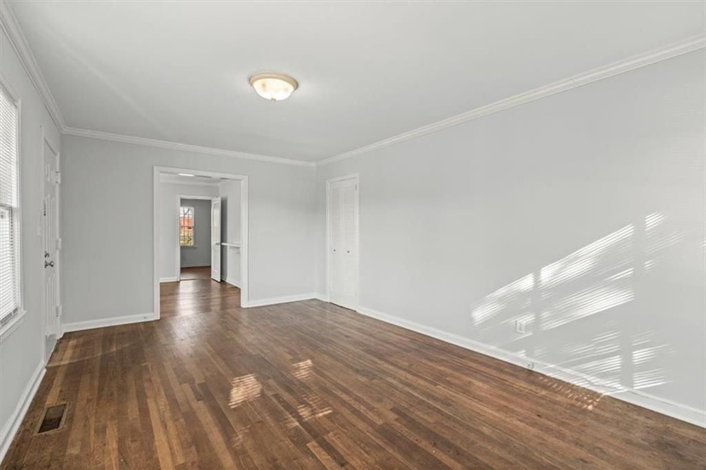 449 10th St Nw - Photo 7 of 39