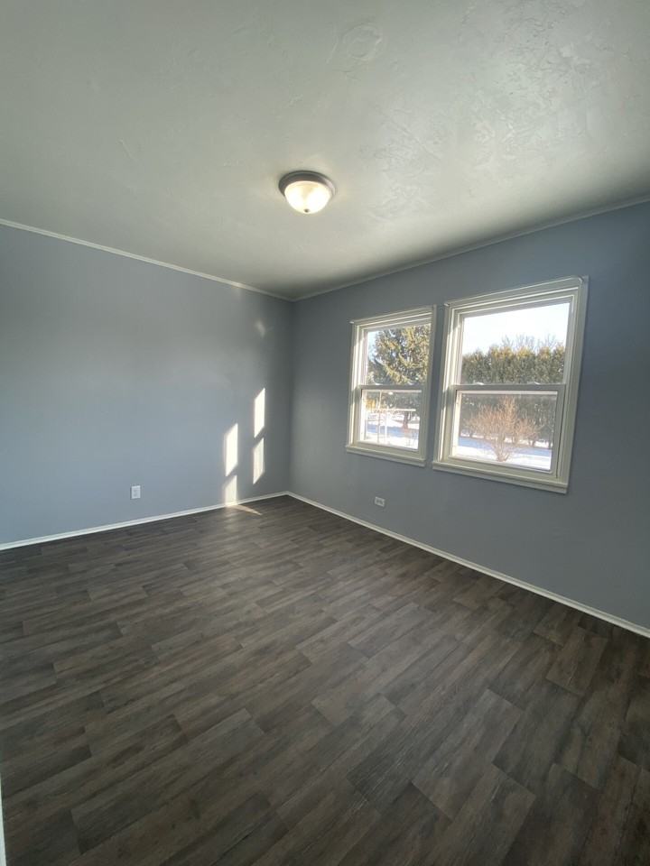 918 Circle Dr #918A - Photo 2 of 5