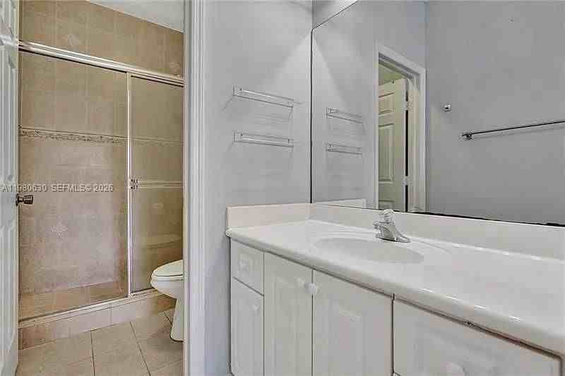 2325 Mariner Ct - Photo 4 of 8