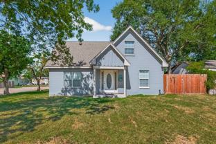 501 Live Oak St - Photo 1 of 1