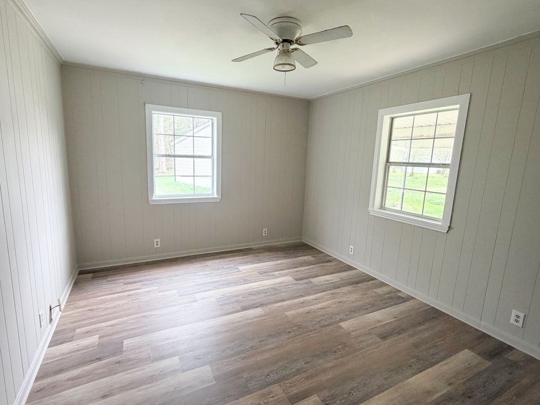 1710 Lewis St - Photo 6 of 12